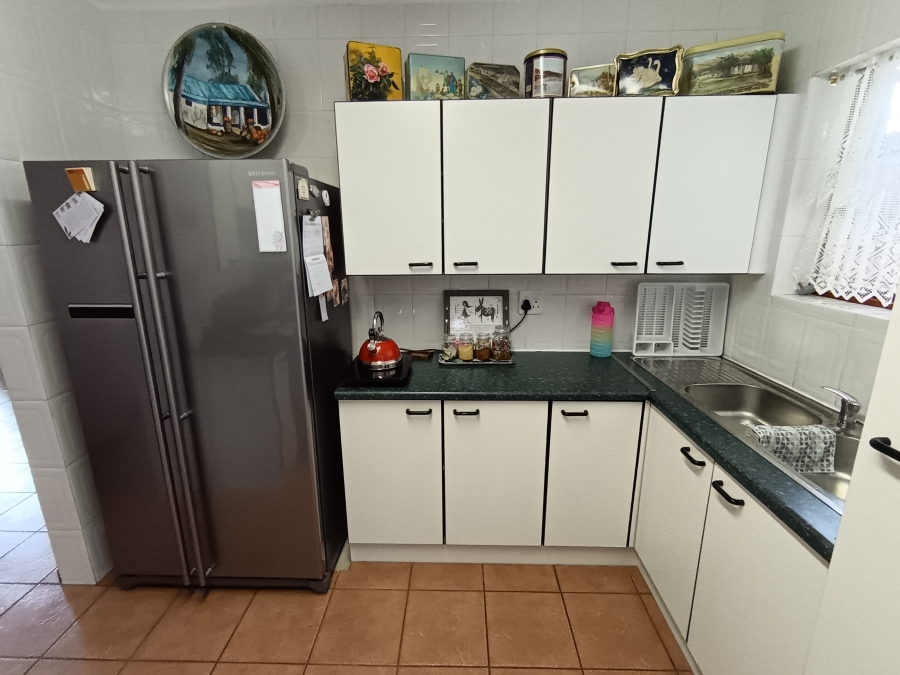 3 Bedroom Property for Sale in Jeffreys Bay Central Eastern Cape